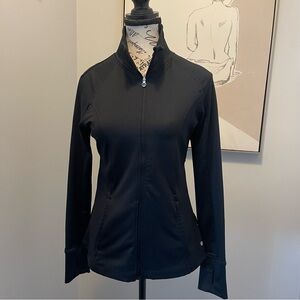 Layers 8 active top/jacket - size small
